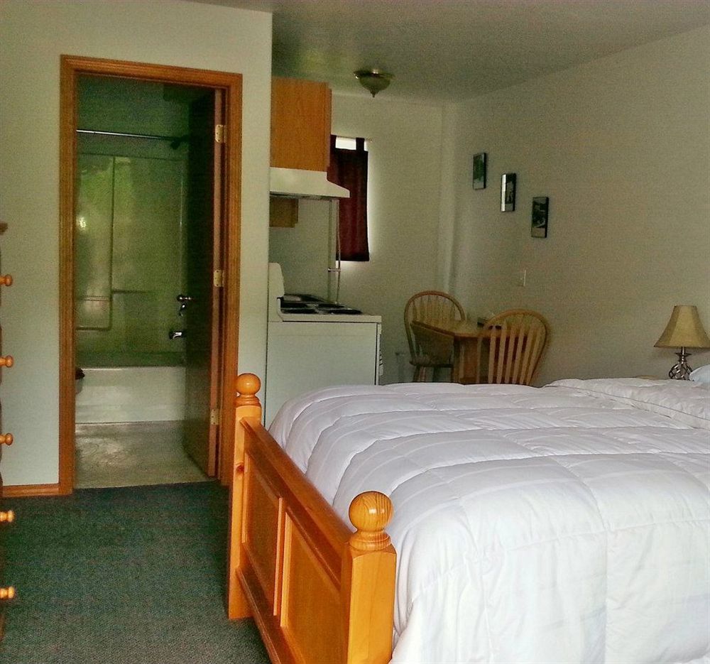 Clark Fork Lodge Eksteriør bilde